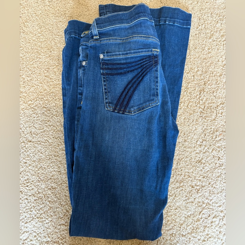 Seven for all mankind dojo